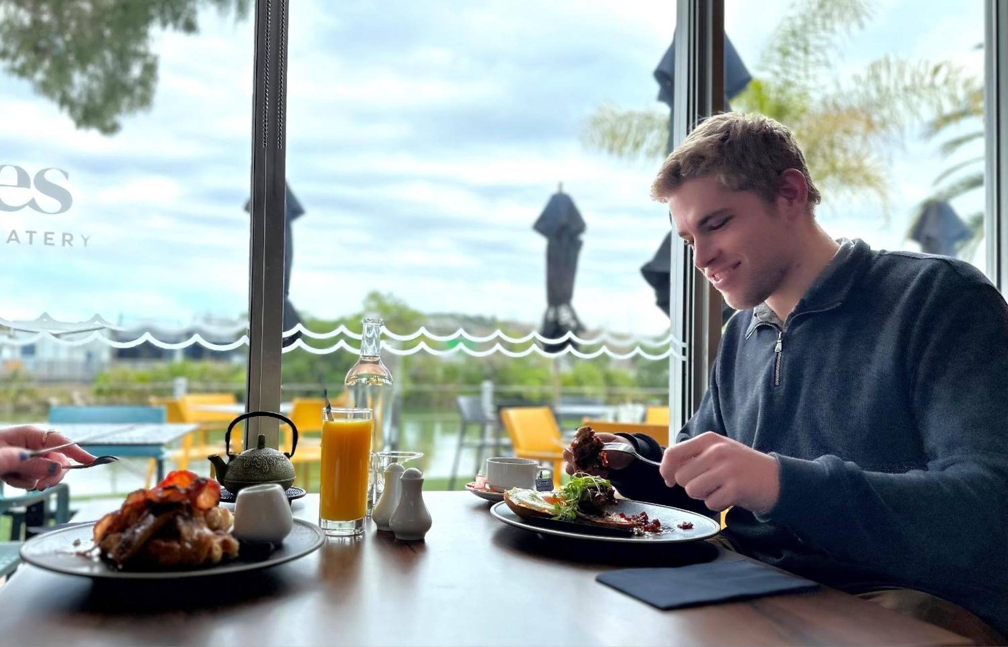 Tides Hotel Нельсон Экстерьер фото